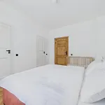 3bd In Old Town, By St Peter's Church Appartement *