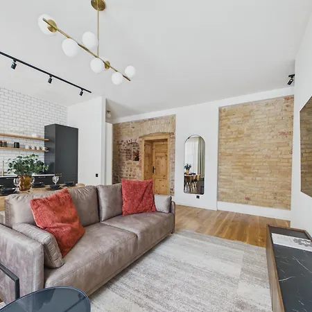 Apartment 3bd Family In Old Town - With Baby Cot *