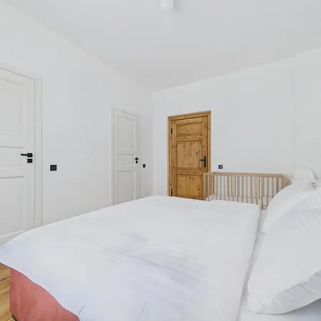3bd Family In Old Town - With Baby Cot Apartment *