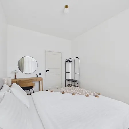 3bd Family In Old Town - With Baby Cot