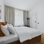 3bd In Old Town, By St Peter's Church شقة